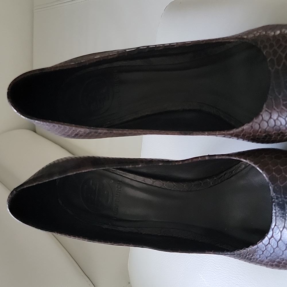 TORY BURCH Snake Print 5 inch Stiletto Heels  SZ 8.5 - Picture 11 of 12